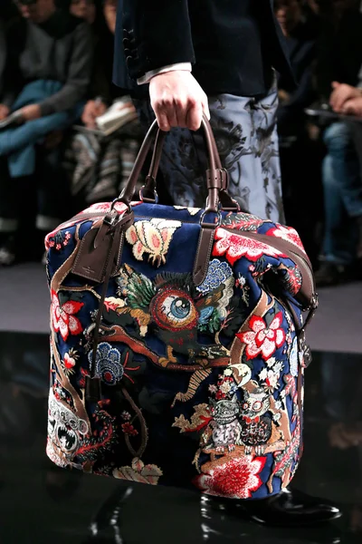 Look 73